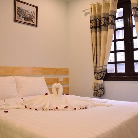 Hanoi Street View Hotel Екстер'єр фото