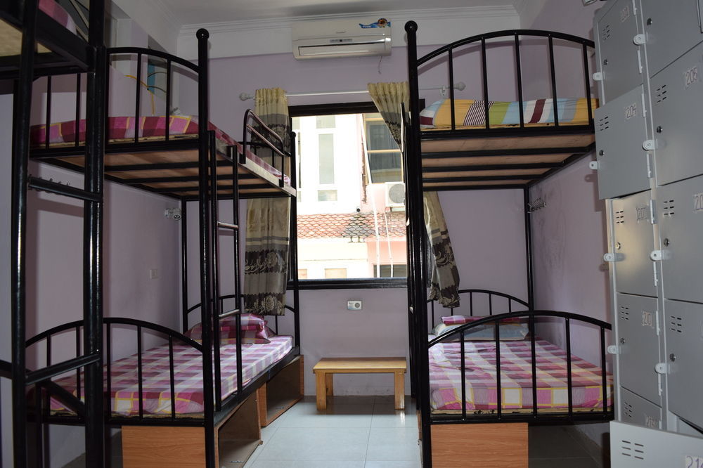 Hanoi Street View Hotel Екстер'єр фото