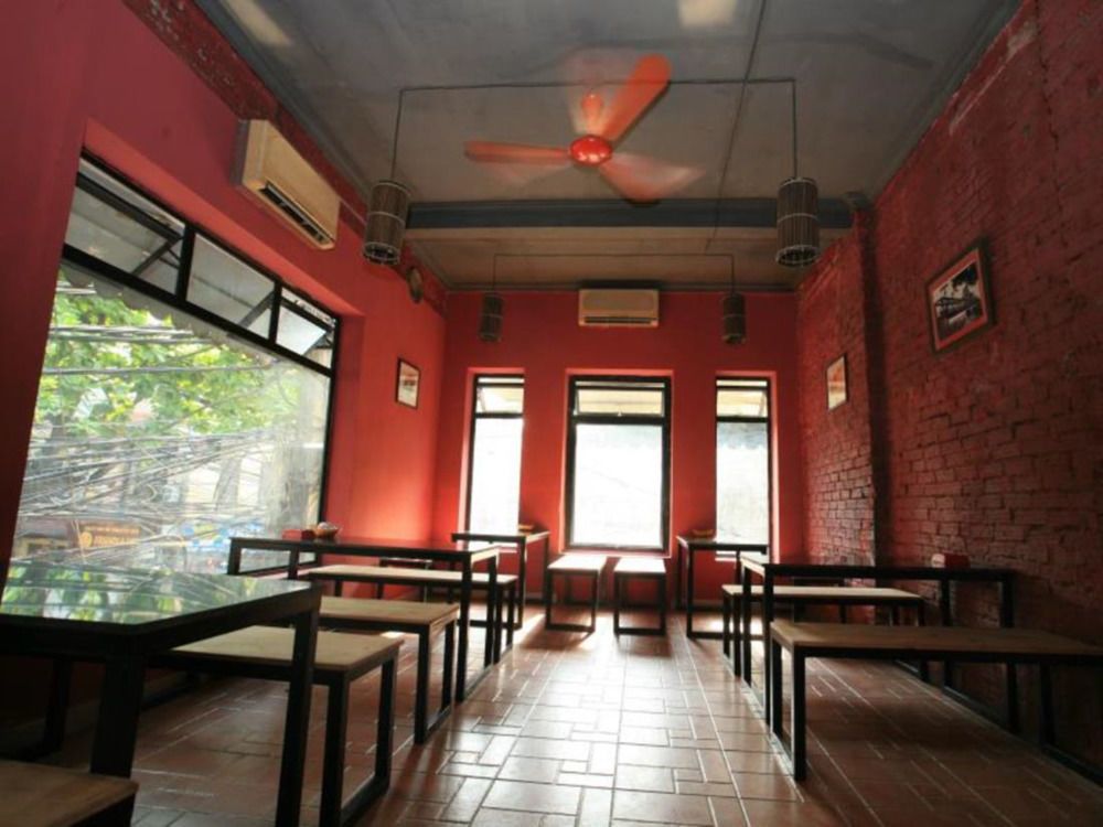 Hanoi Street View Hotel Екстер'єр фото