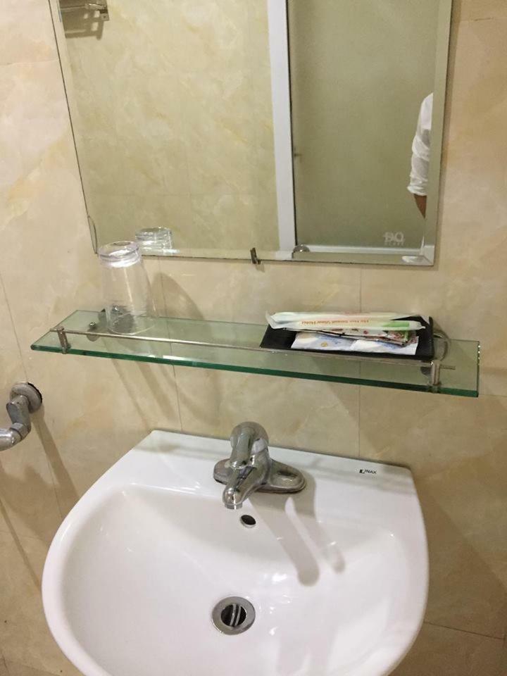 Hanoi Street View Hotel Екстер'єр фото